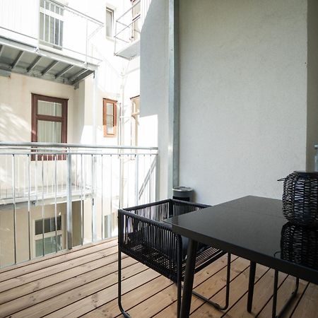 Modern Apartment With A Balcony Near Belvedere Вена Экстерьер фото