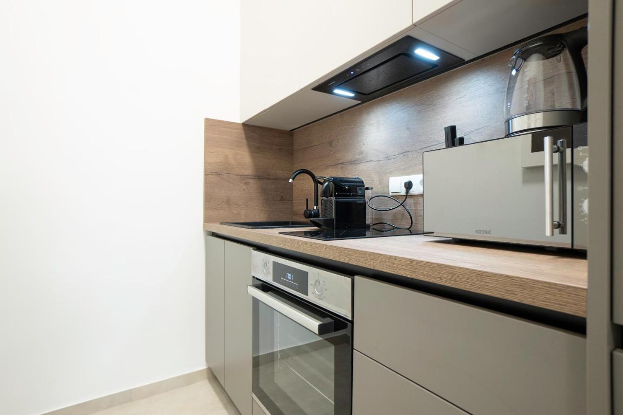 Modern Apartment With A Balcony Near Belvedere Вена Экстерьер фото